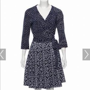 Diane von Furstenberg Wrap Dress - worn 1X - excellent condition - size 10